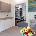 Appartamento centralissimo con 2 camere e 2 bagni
